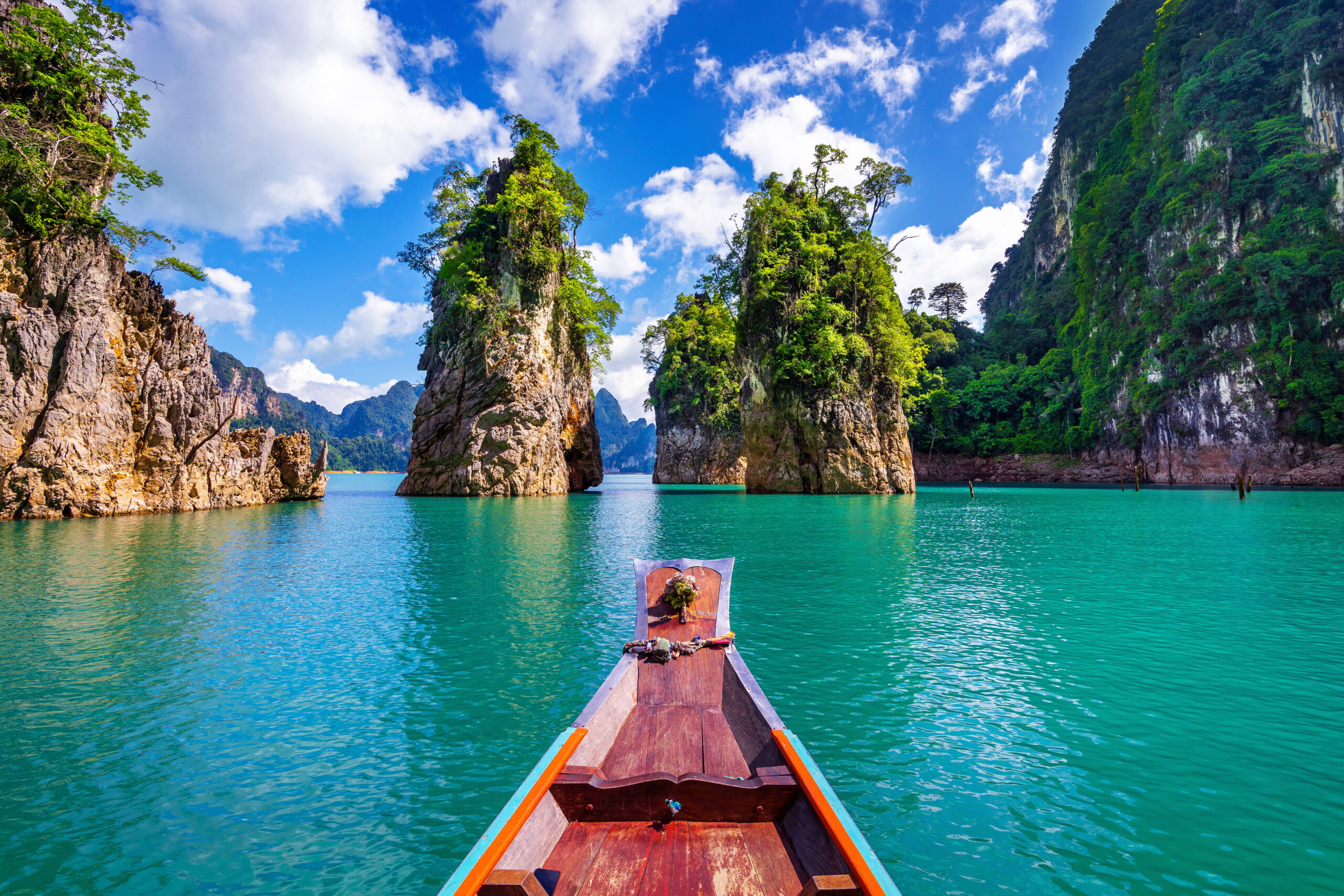 Thailand: The Land of Smiles & Tropical Wonders